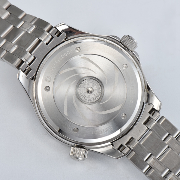 オメガ時計素材ディテール